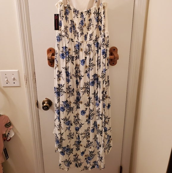 Floral Jumper with Maxi Back - Picture 2 of 5